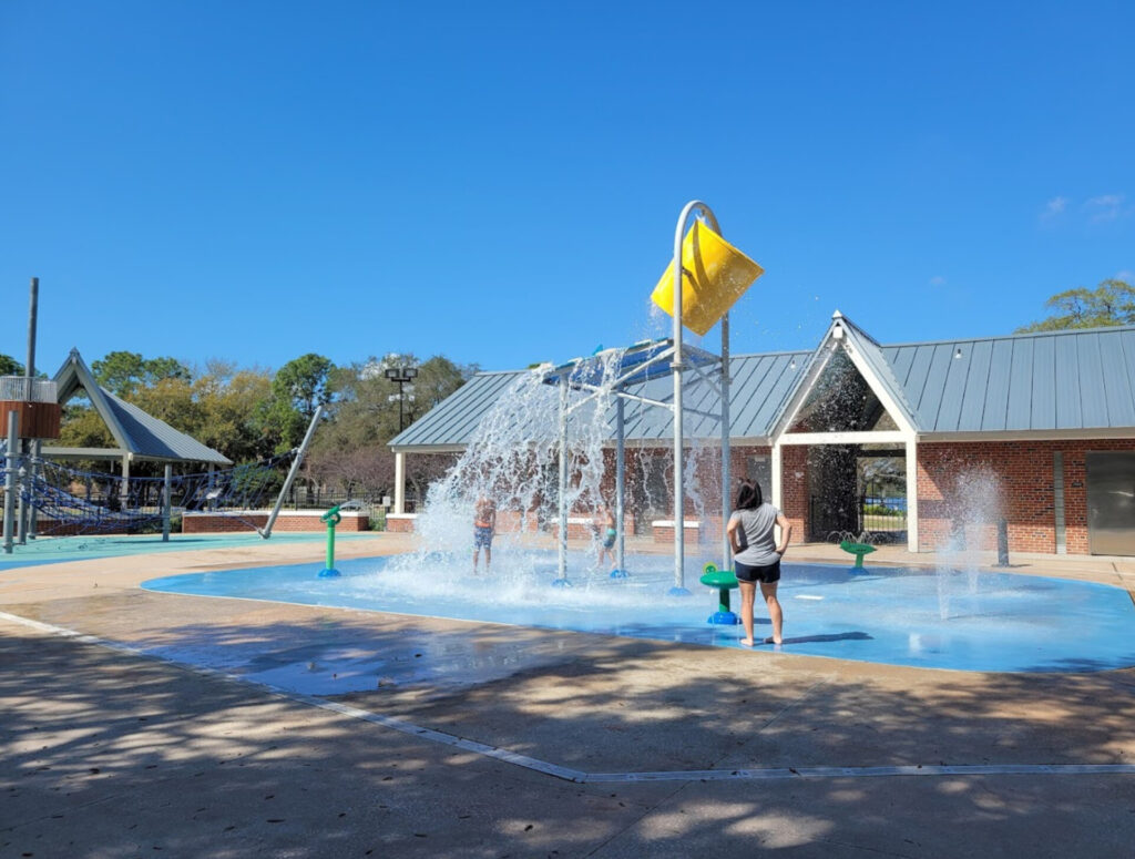 Splash Park is Free Things to do with kids in tampa